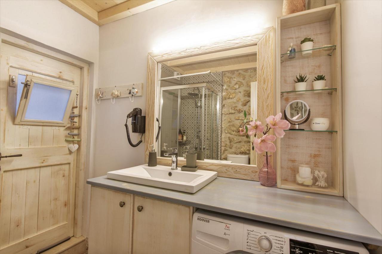 Villa Luxurious In Ipsos